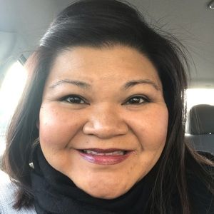 Meet your Posher, Lisa